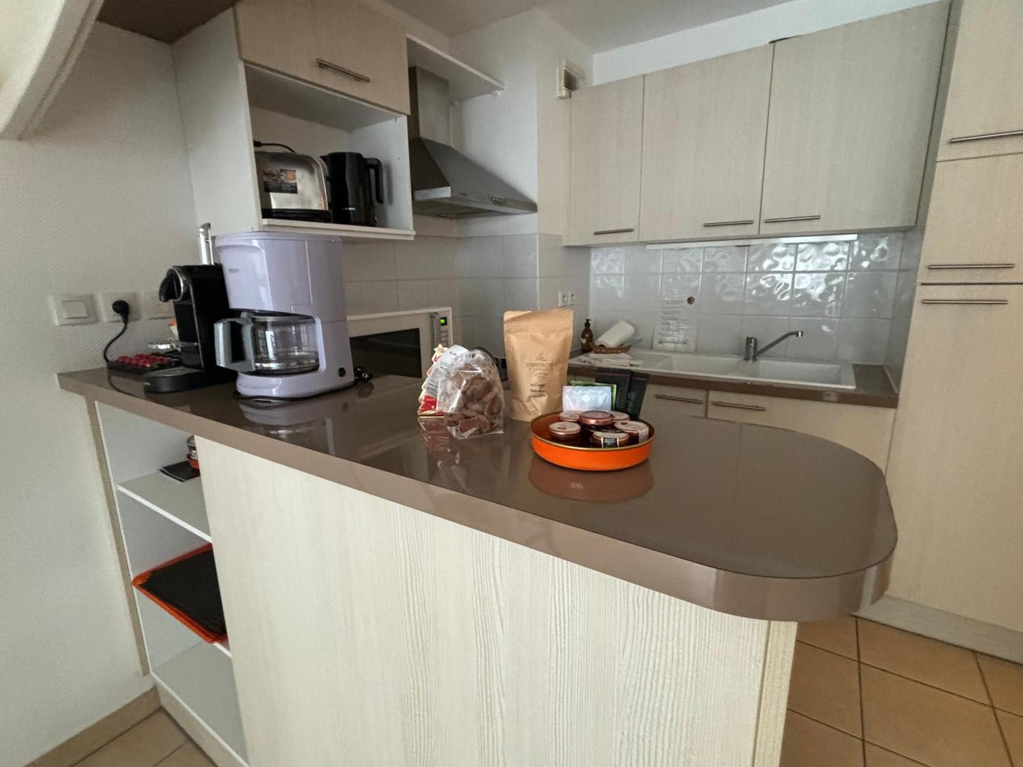 Superbe Appartement En Hyper Centre, Proche Plage 阿卡雄 外观 照片